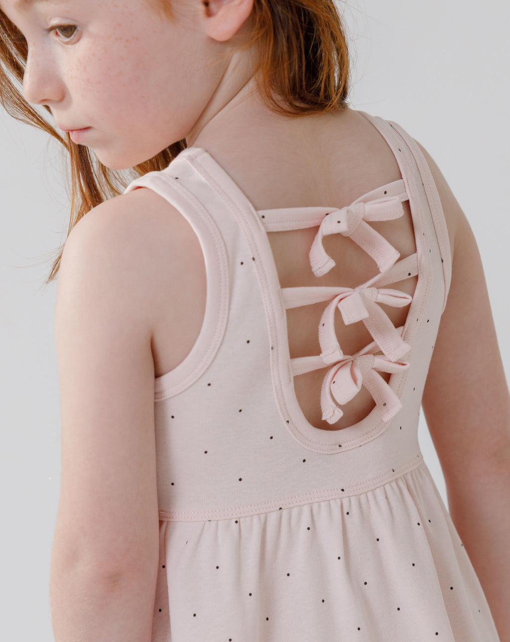 Ribbed Dres With Back Bows H