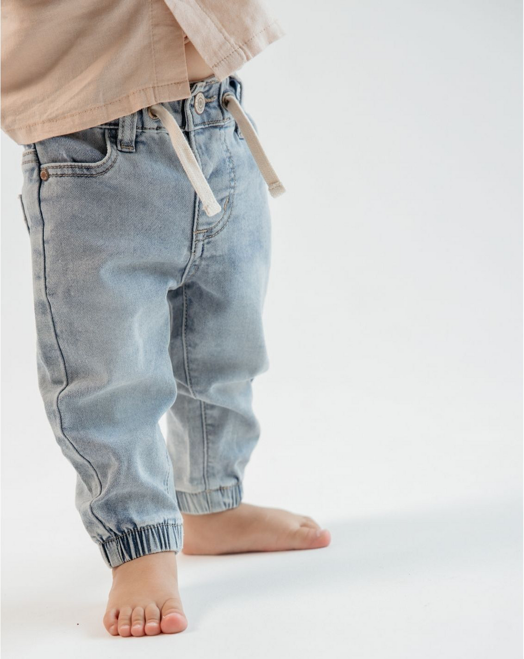 ジーンズパンツ J4