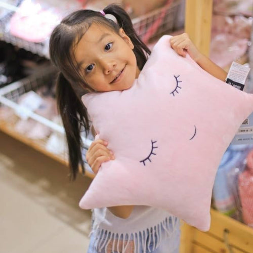 ベビーピンクの新生児ギフトバスケット - かわいい女の子のためのピンクの星！