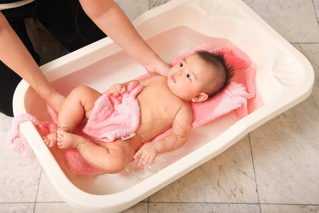 乳幼児の入浴サポート