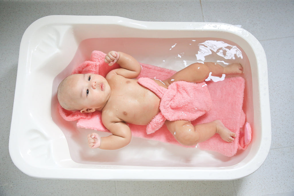 乳幼児の入浴サポート