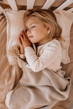 KNITED BLANKET WITH TASSELS 100x85cm